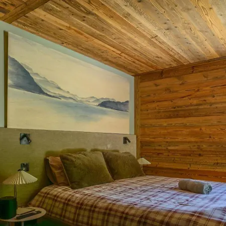 Utopia Chalet